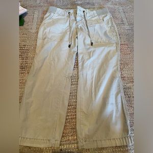 Joie 100% cotton khaki cropped pant